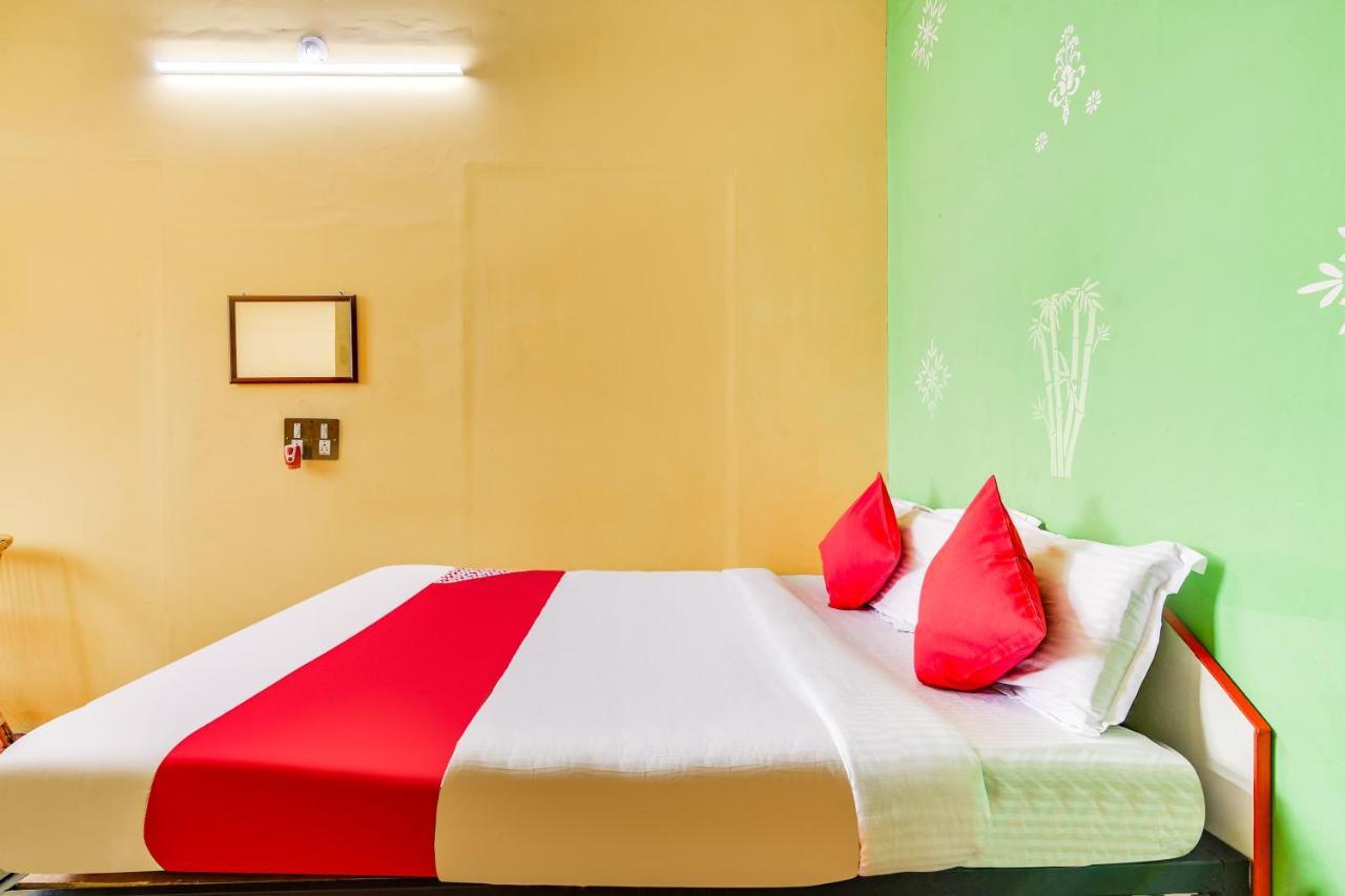 Oyo 62555 Victoria'S Heritage Hotell Pondicherry Exteriör bild